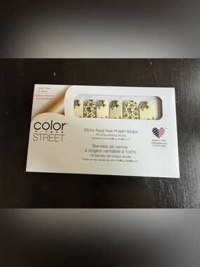Color Street Berry Merry Nail Polish Strips